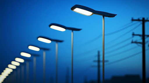 Iluminação pública e industrial: Como a escolha errada pode afetar seus projetos de infraestrutura?